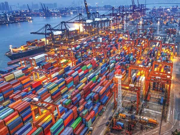 Doanh nghiệp khai thác cảng biển, kho xăng dầu cần làm gì theo Thông tư 22/2025/TT-BXD?