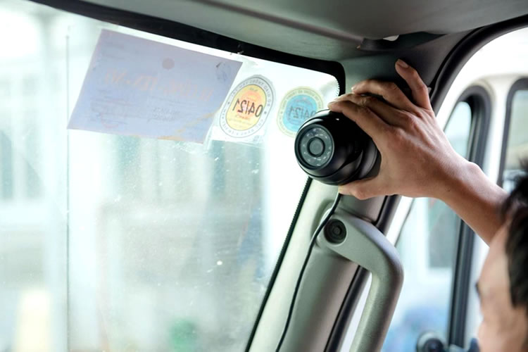 The Ministry of Transport urges install cameras transport business cars December 31, 2021