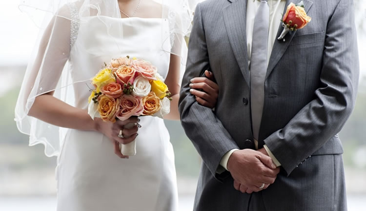 Kỷ luật Đảng viên sống chung với người khác không đăng ký kết hôn 