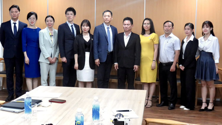 Hệ thống Luật Thịnh Trí hợp tác với Trung tâm dịch vụ pháp lý quốc tế Ningbo Trung Quốc