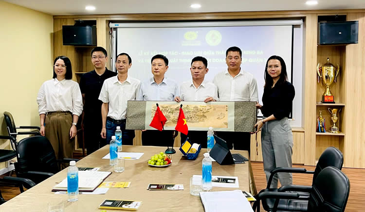 Tham gia ký kết hợp tác với Thành phố Ning Ba, tỉnh Chiết Giang, Trung Quốc