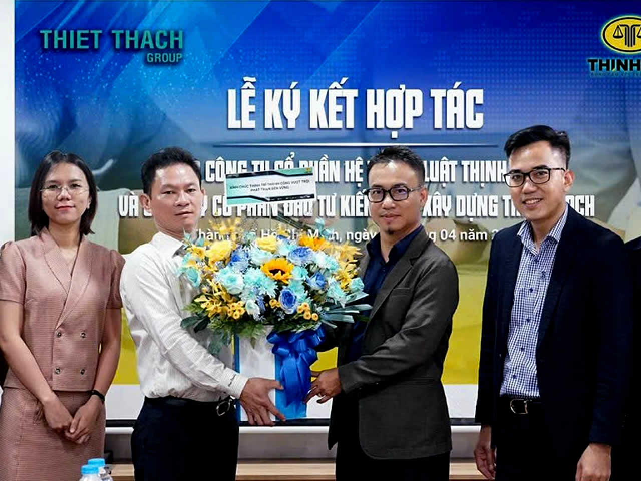 HỆ THỐNG LUẬT THỊNH TRÍ - Tư vấn Luật Doanh Nghiệp - ĐÚNG CAM KÊT ...